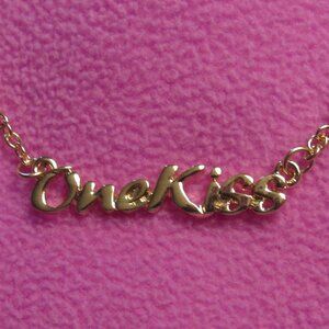 Women's Gold Tone "One Kiss" Letter Word Pendant Chain Necklace Adjustable